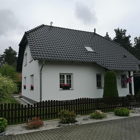 Gaestezimmer Im Bewohnten Efh Mit Pool Und Garten Ziltendorf Экстерьер фото